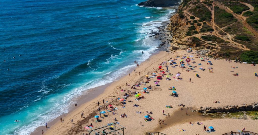 Best time to surf in Ericiera, Portugal